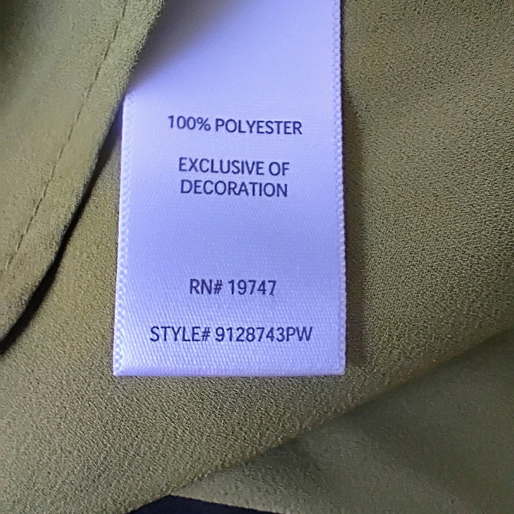 The Pioneer Woman Olive Green Blouse with Pink Floral Details Sz 3x - Picture 6 of 7